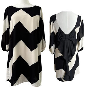 Cocktail Chevron Dress Women’s Size L Black Cream 3/4 Sleeve Bow Back Formal